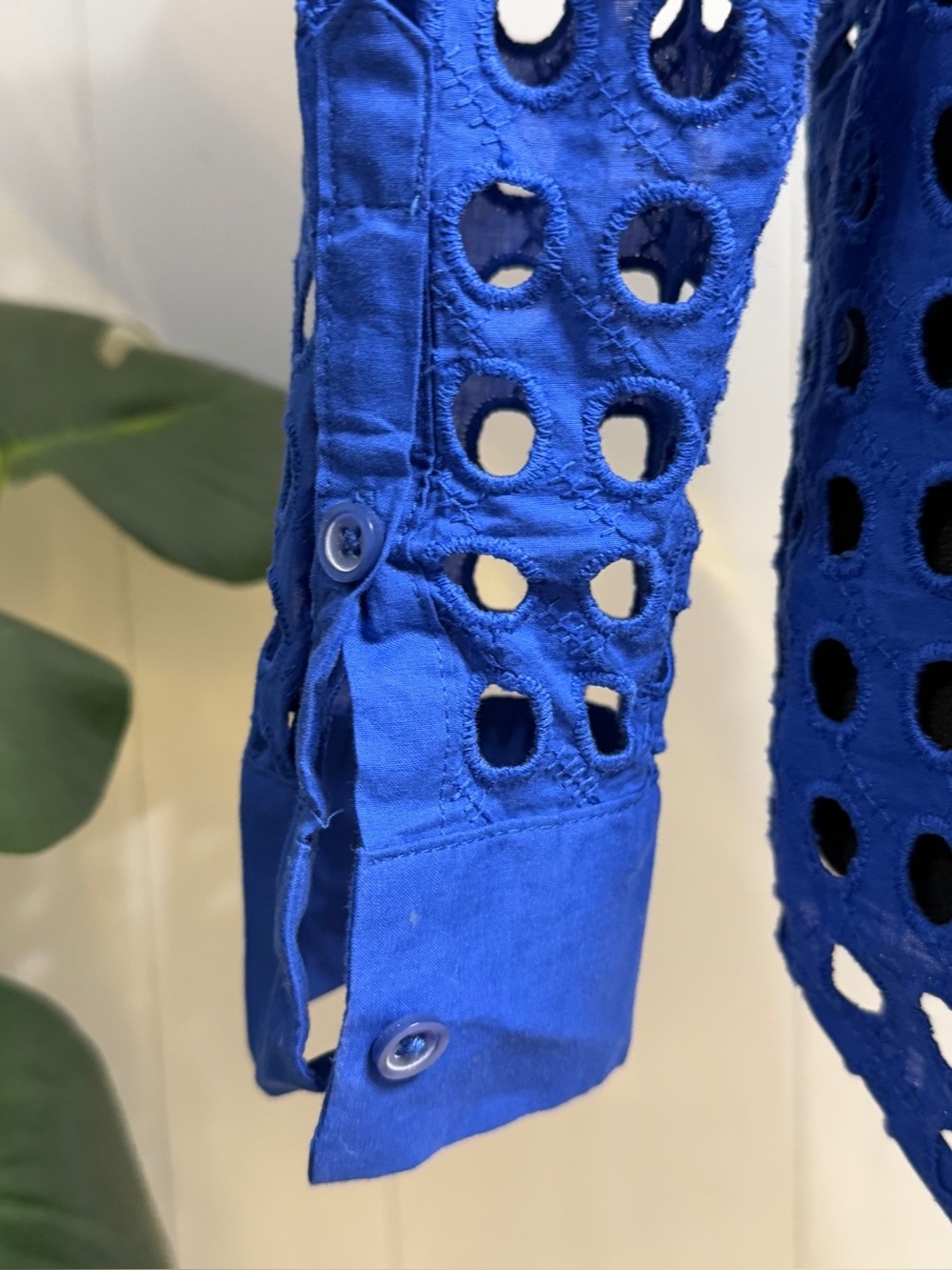#17)  Simply Vera Vera Wang Royal Blue Eyelet Button-Down Shirt - Picture 4 of 6
